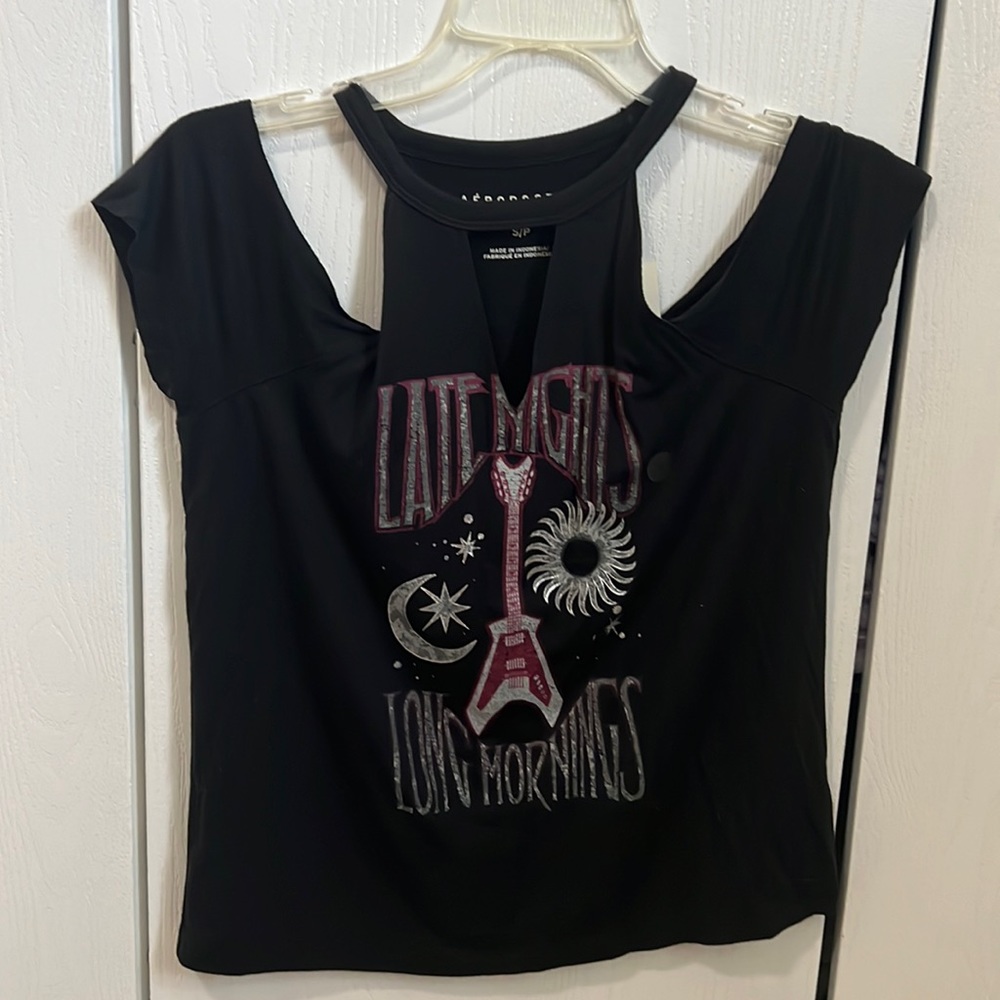 New with tags Aeropostale Cut out shoulders neck design punk rock emo